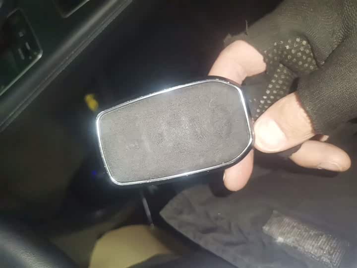 Фото 9 - Toyota Sienna