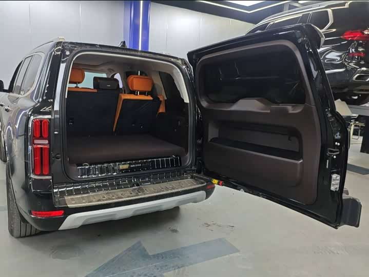 Фото 8 - Tank 500 Hybrid