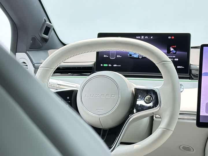 Фото 9 - Luxeed S7