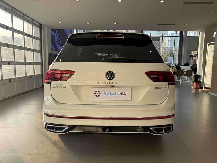 Фото 8 - Volkswagen Tiguan L Pro