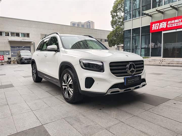 Фото 3 - Mercedes-Benz GLB-Class