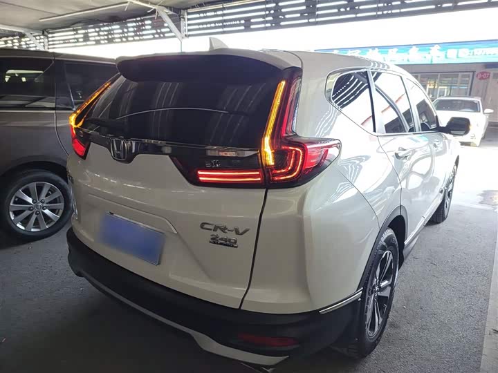 Фото 7 - Honda CR-V