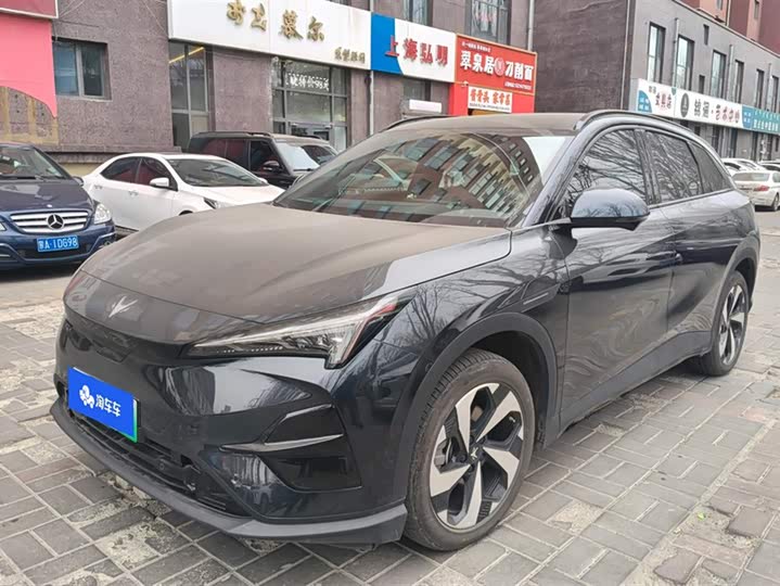 Фото 1 - BAIC Arcfox Alpha T5