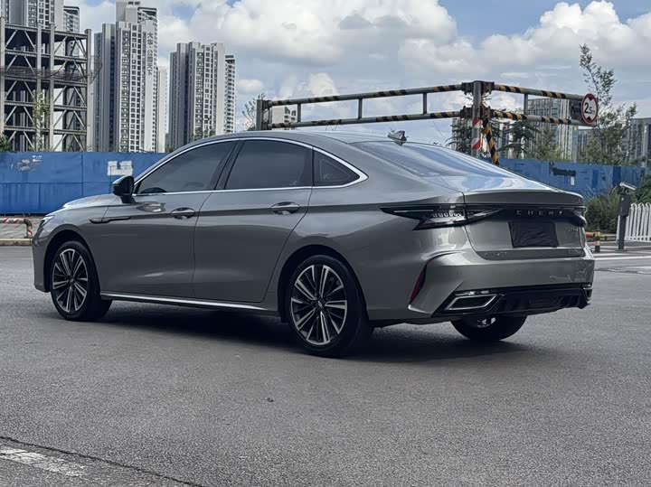 Фото 9 - Chery Arrizo 8