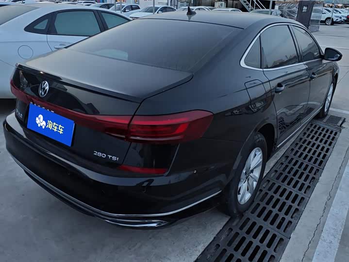 Фото 3 - Volkswagen Passat