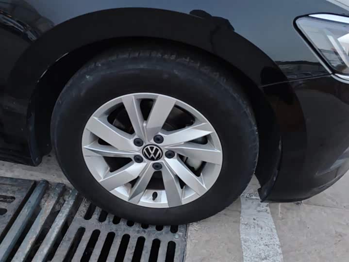 Фото 6 - Volkswagen Passat