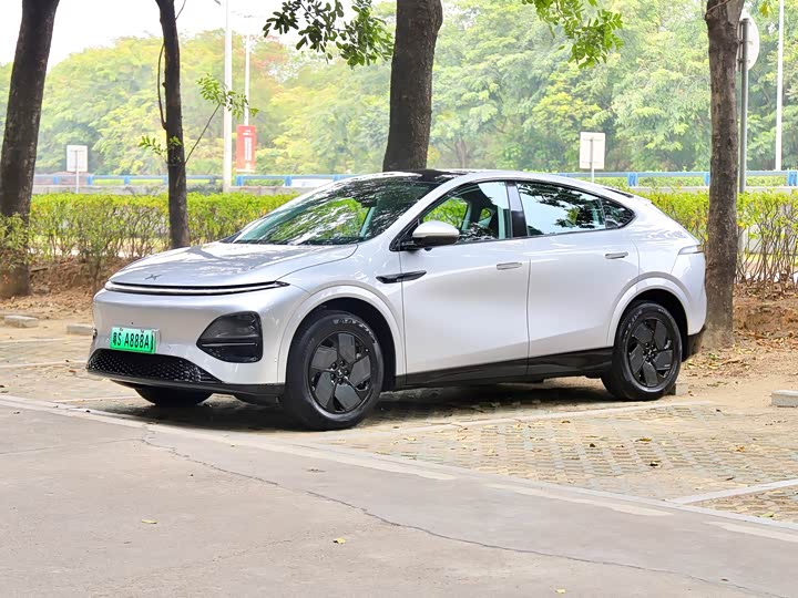 Фото 1 - XPeng G6