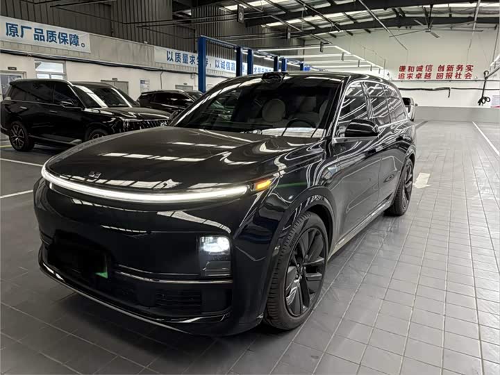 Фото 1 - LiXiang L9