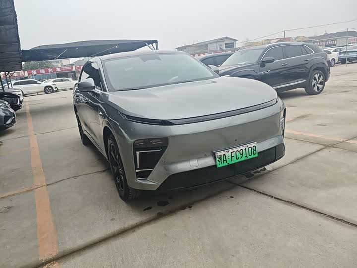 Фото 1 - Exeed Sterra ET