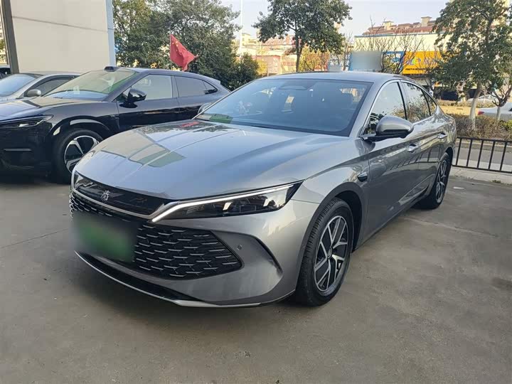 Фото 1 - BYD Qin L