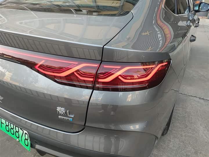 Фото 8 - BYD Qin L