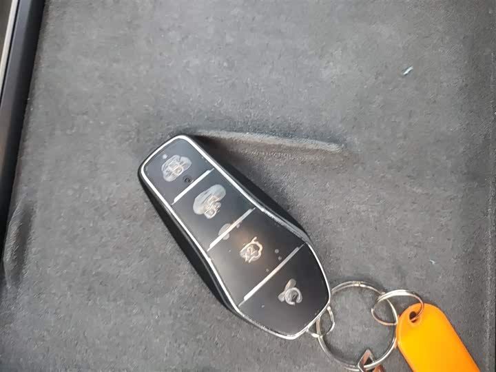 Фото 9 - BYD Qin L