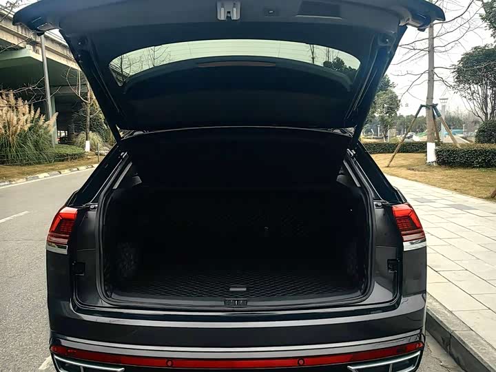 Фото 7 - Volkswagen Teramont X