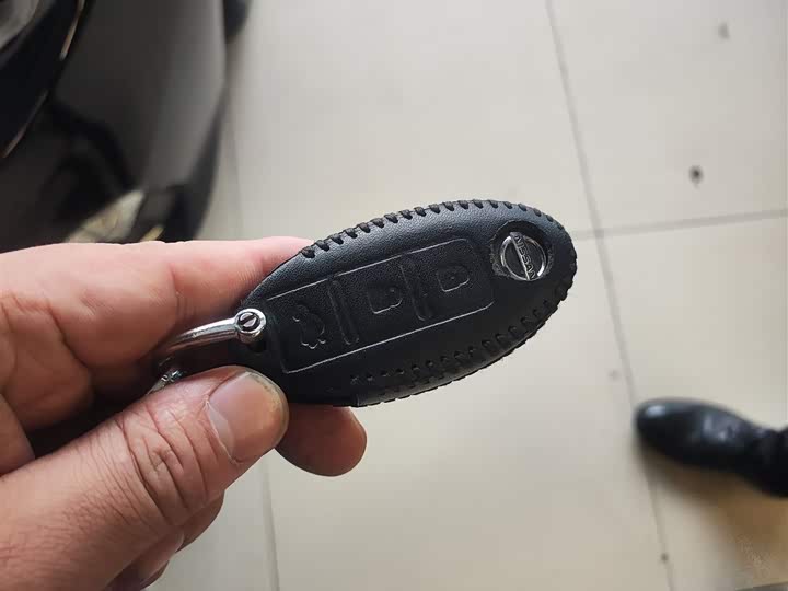 Фото 9 - Nissan Teana