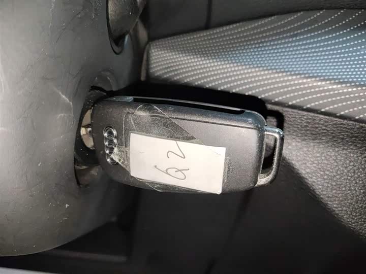 Фото 9 - Audi Q2L