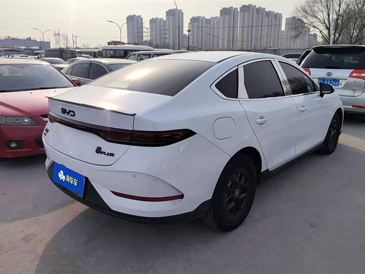 Фото 3 - BYD Qin Plus
