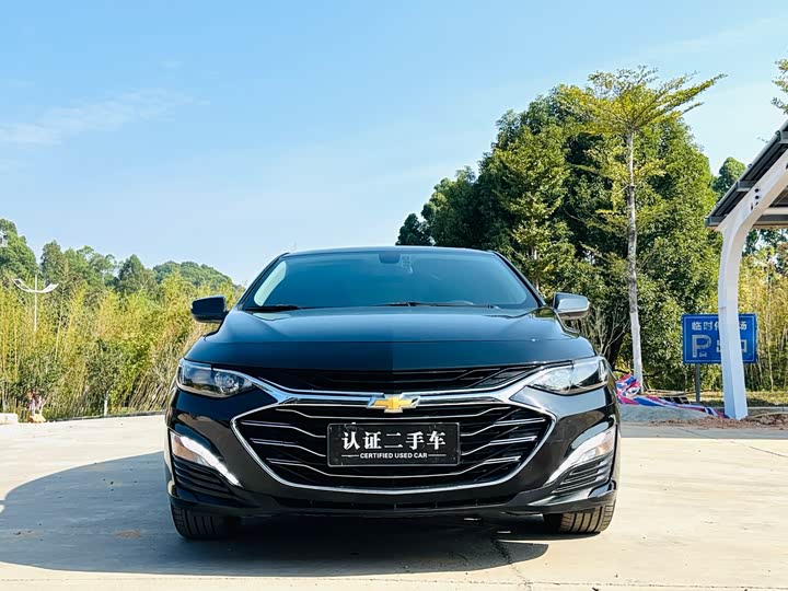 Фото 2 - Chevrolet Malibu XL