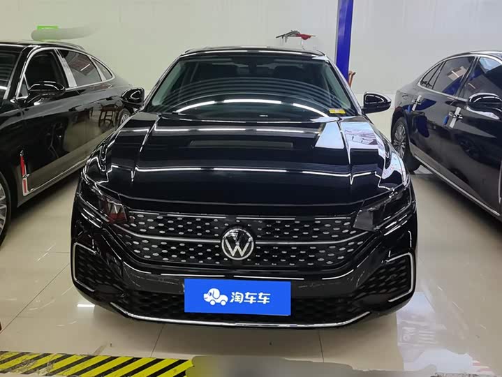 Фото 2 - Volkswagen Passat