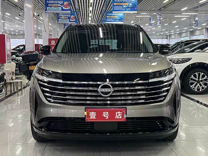 Фото 2 - Nissan Pathfinder