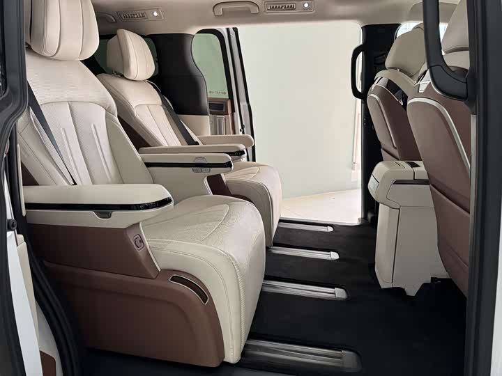 Фото 9 - BYD Xia