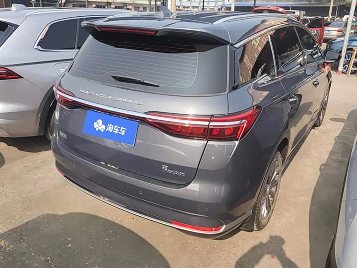 Фото 3 - BYD Song Max