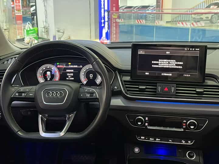 Фото 4 - Audi Q5L