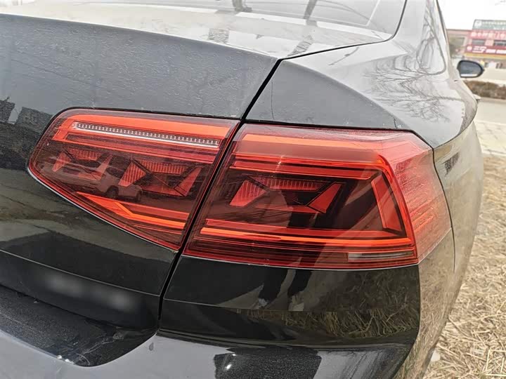 Фото 8 - Volkswagen Magotan