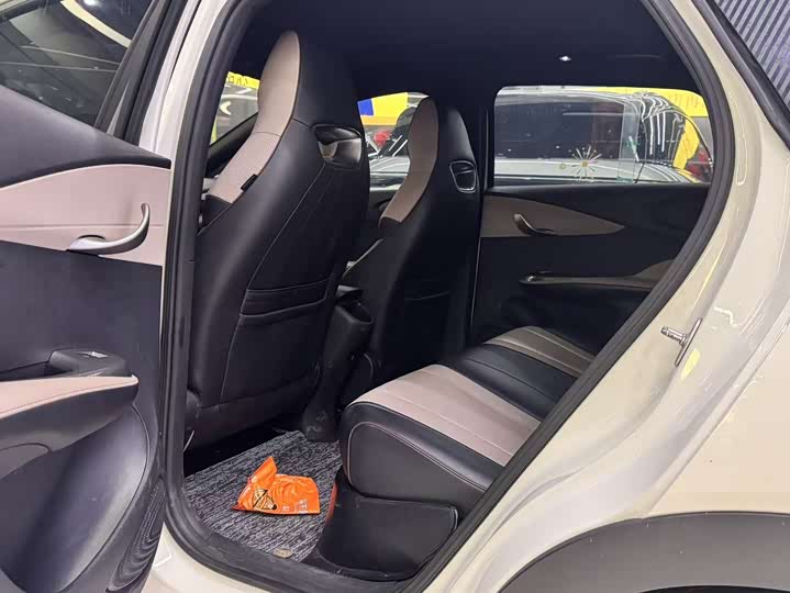 Фото 5 - BYD Dolphin