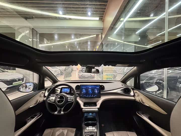 Фото 9 - BYD Dolphin