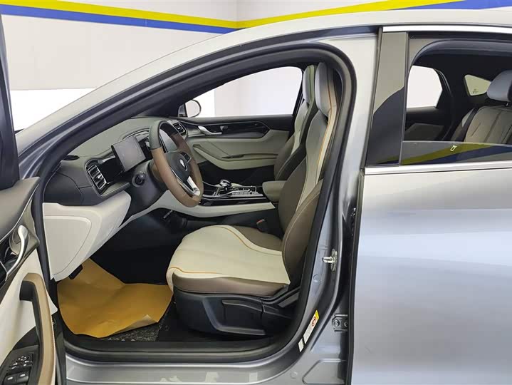 Фото 9 - BYD Qin Plus