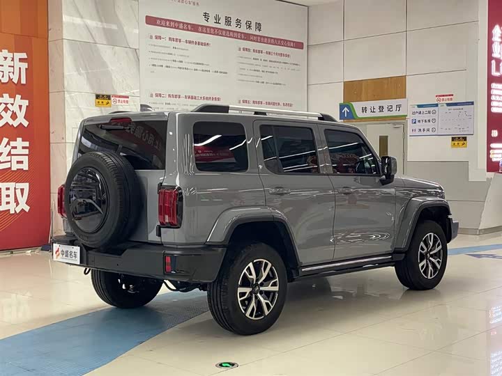 Фото 7 - Tank 300