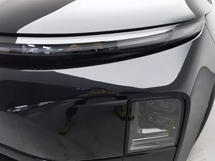 Фото 7 - LiXiang L6