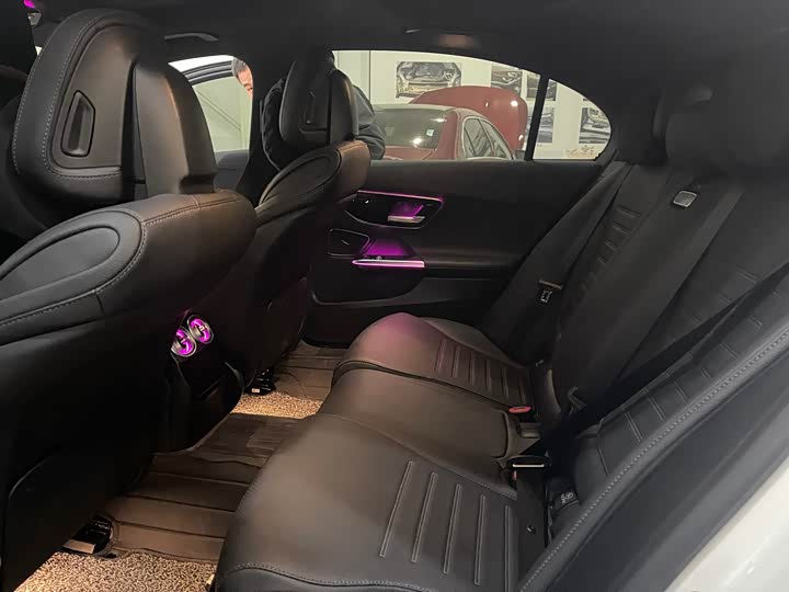 Фото 7 - Mercedes-Benz C-Class