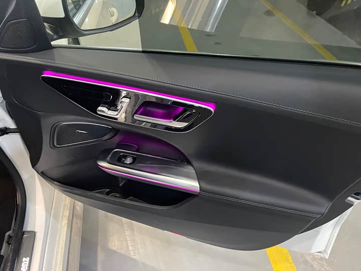 Фото 9 - Mercedes-Benz C-Class