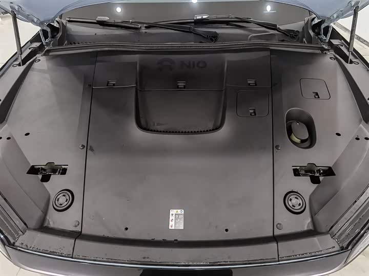 Фото 6 - Nio ES6