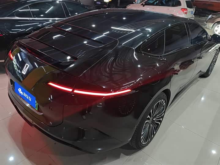 Фото 3 - Avatr 12