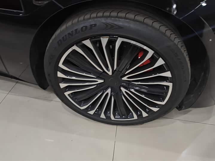 Фото 6 - Avatr 12