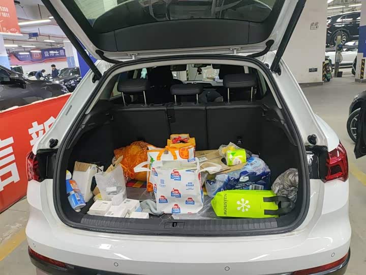 Фото 9 - Audi Q3