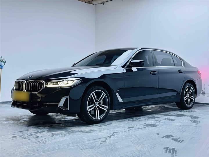 Фото 1 - BMW 5 Series