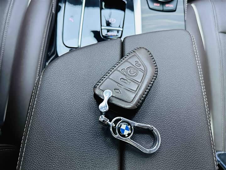 Фото 9 - BMW 5 Series