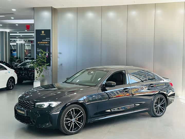 Фото 1 - BMW 3 Series