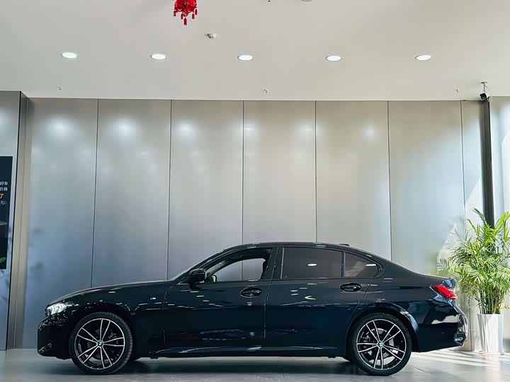 Фото 3 - BMW 3 Series