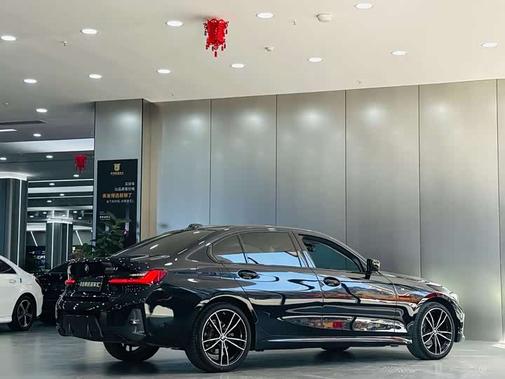 Фото 8 - BMW 3 Series