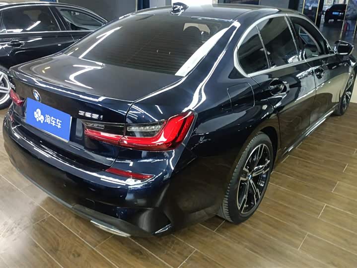 Фото 3 - BMW 3 Series