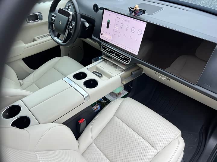 Фото 9 - LiXiang L9