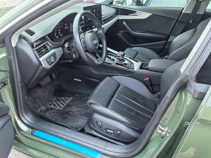 Фото 8 - Audi A5