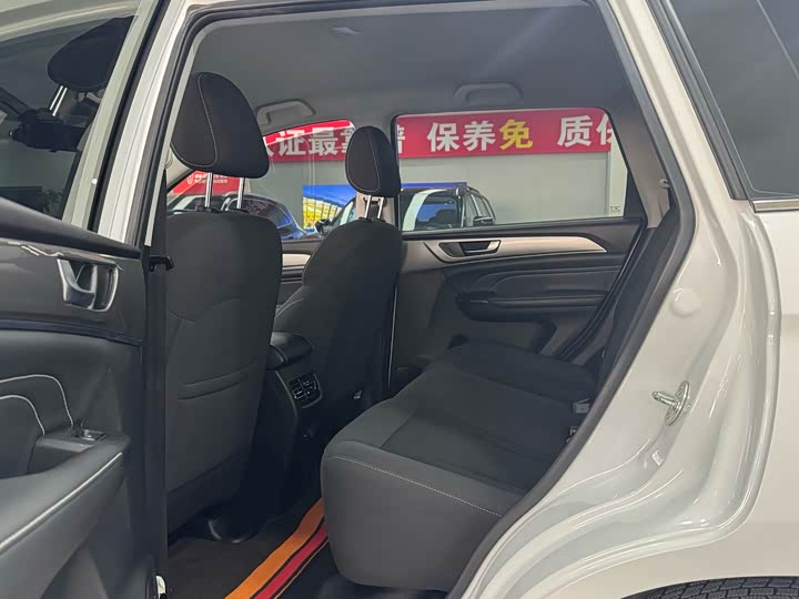 Фото 6 - Haval M6