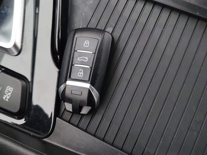 Фото 9 - Dongfeng Aeolus AX7