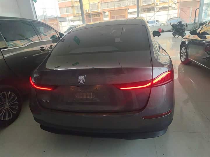 Фото 6 - Roewe D7