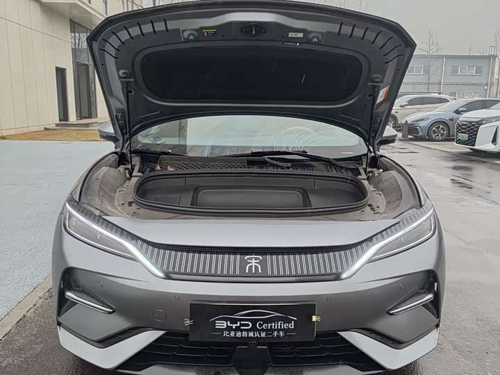 Фото 2 - BYD Song L